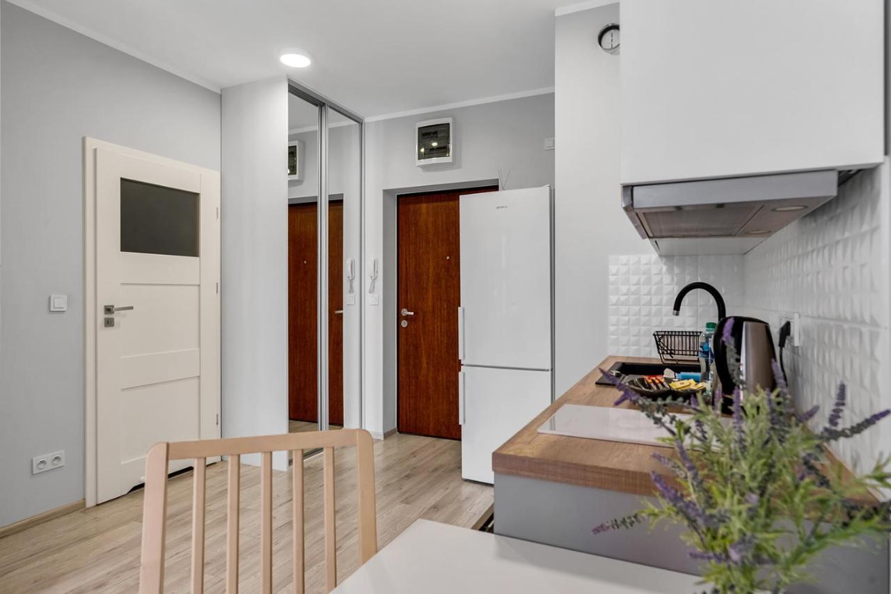 Wlochy Klinkierowa Comfort Apartment Varšava Exteriér fotografie