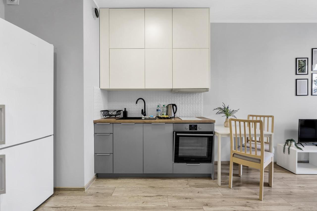 Wlochy Klinkierowa Comfort Apartment Varšava Exteriér fotografie