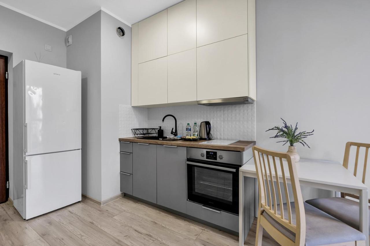 Wlochy Klinkierowa Comfort Apartment Varšava Exteriér fotografie